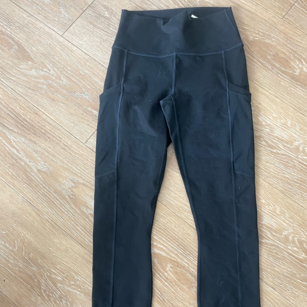 XS Fabletics leggings